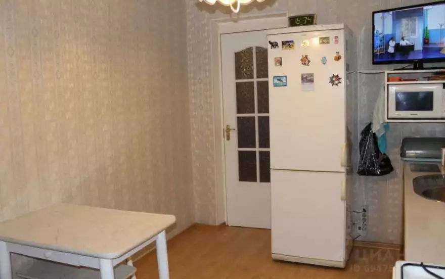 25 Октября пр-кт, 63