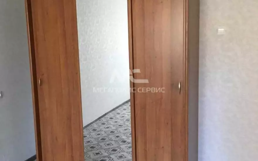 Героев Космоса улица, 42
