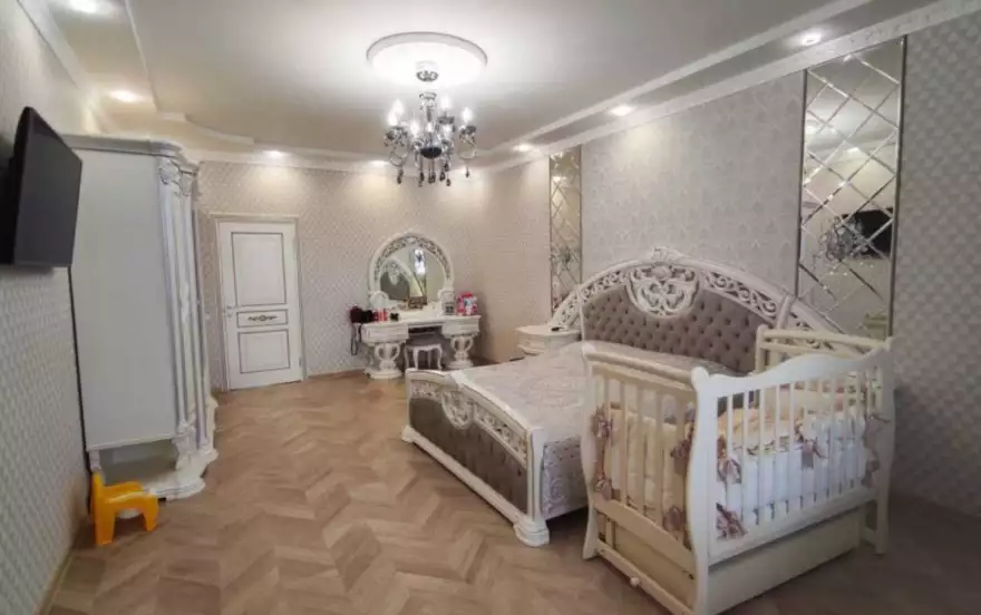 Крымская улица, 38