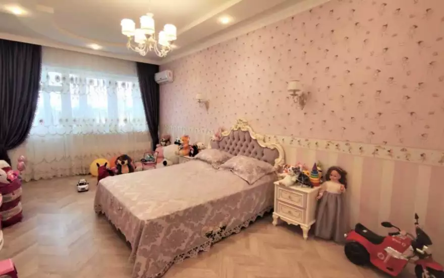 Крымская улица, 38