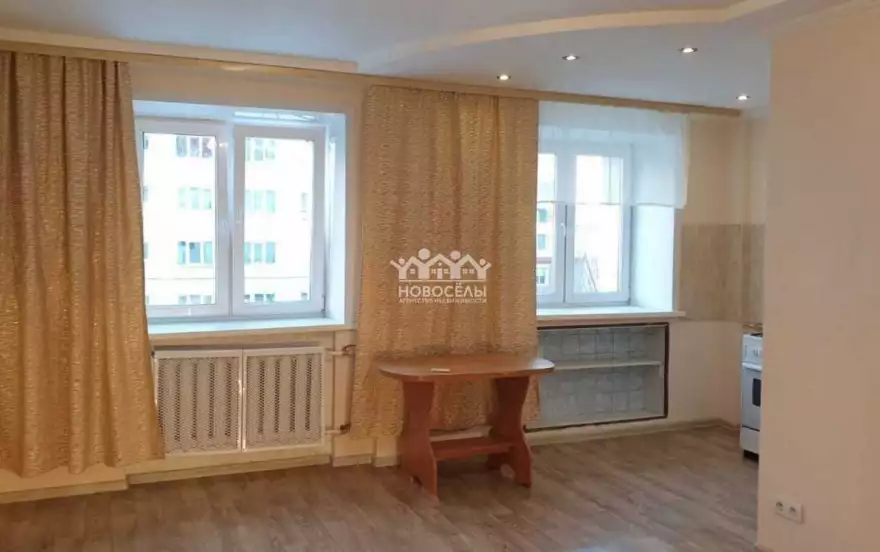 Журавлёва улица, 102