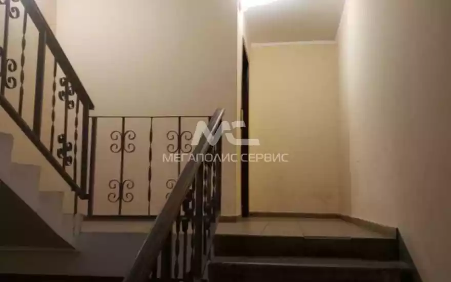 Гайдара улица, 175