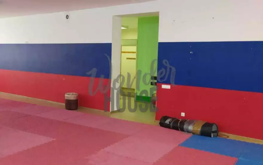 Депутатская улица, 80к2