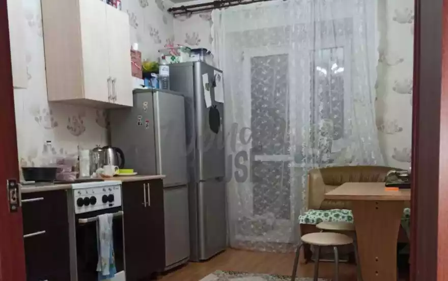 Широтная улица, 158