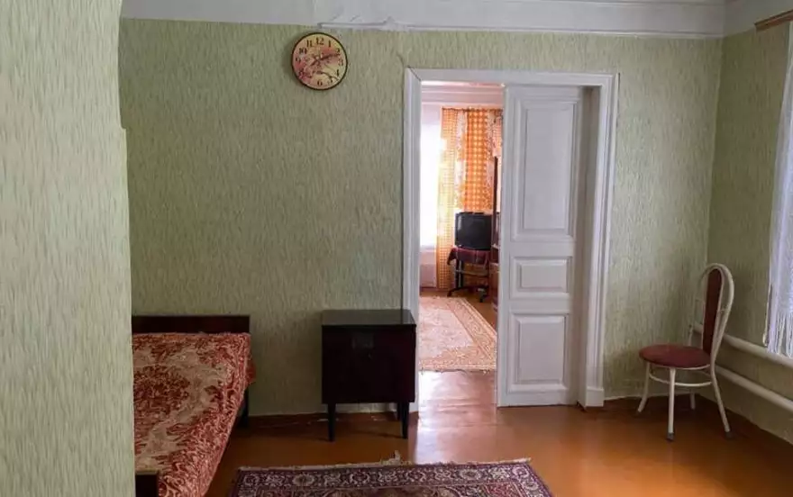 Короткий пер, 3