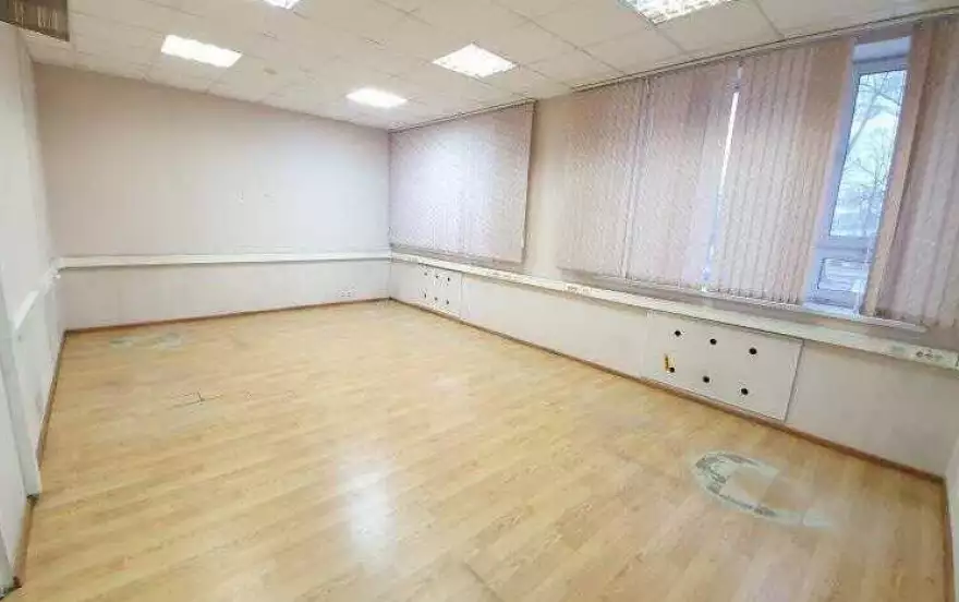 Орджоникидзе улица, 10