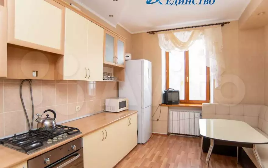 Комсомольская улица, 10