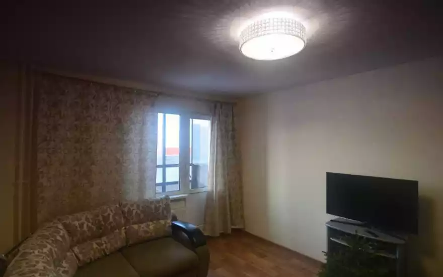 Маршала Казакова улица, 78к1