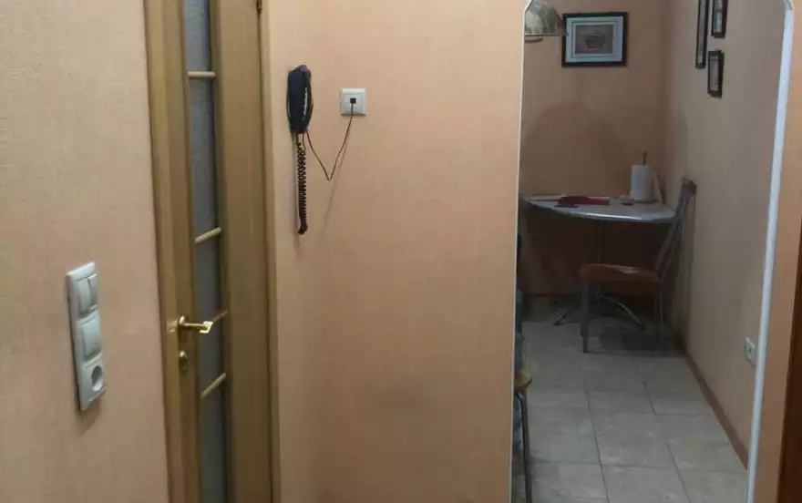 Галстяна улица, 1