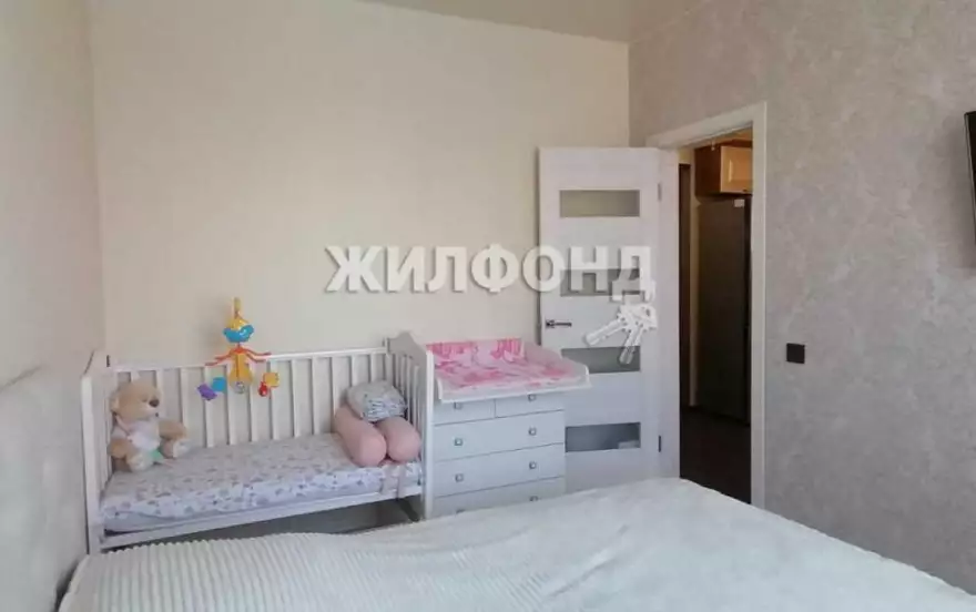 Крылова улица, 32