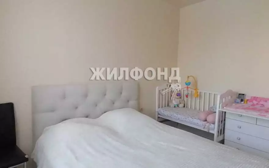 Крылова улица, 32