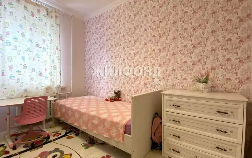 Дзержинского улица, 4