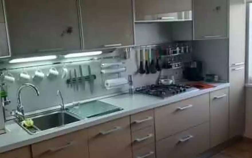 Строителей улица, 93/2