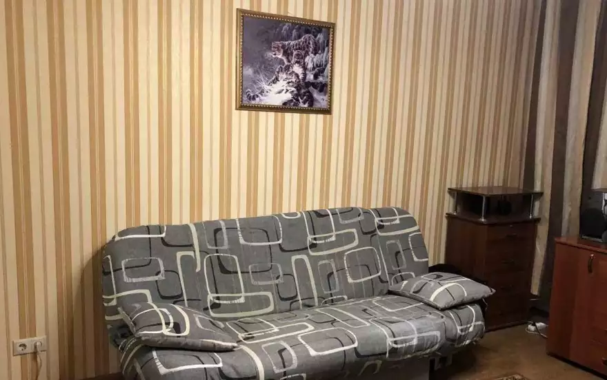 улица Парижской Коммуны, 3