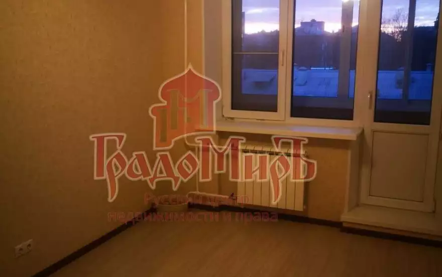 Октябрьская улица, 2