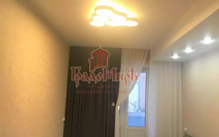 Комсомольская улица, 12