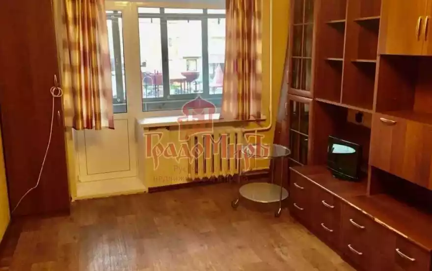 Школьная улица, 10б