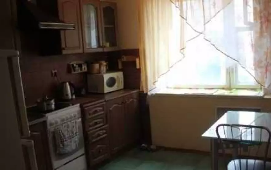 улица Серго Орджоникидзе 28/12
