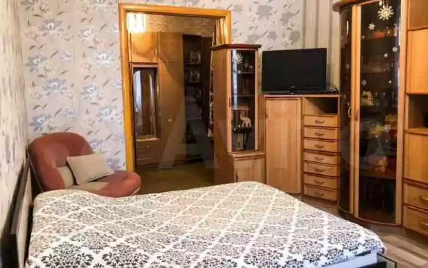 Еремеева улица, 1