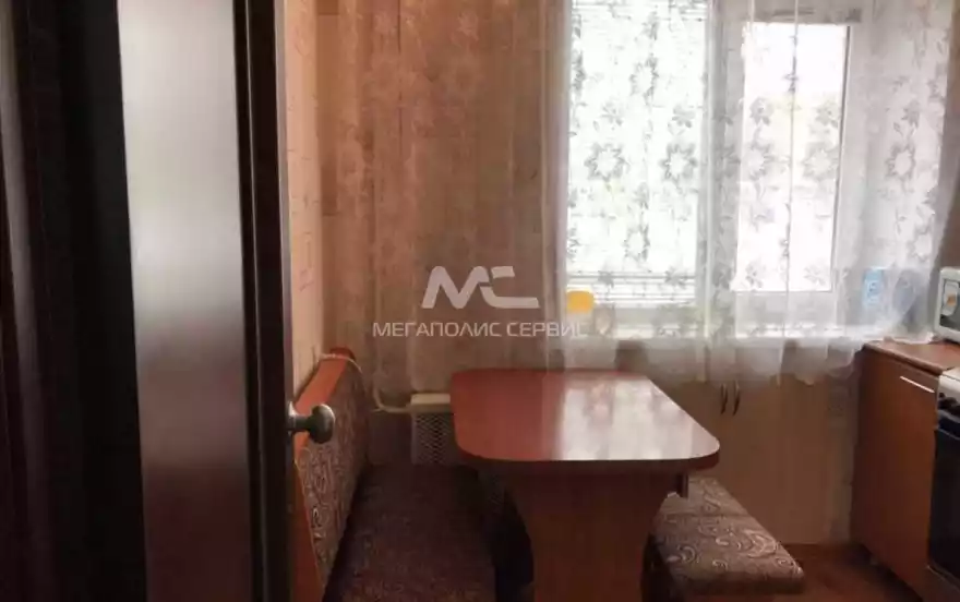 Октября пр-кт, 30