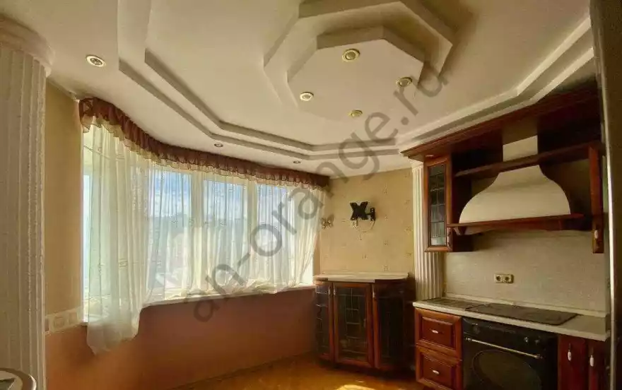 Объединения улица, 9/28