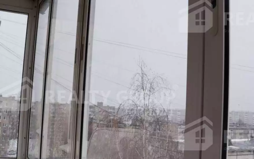 Зари, 45