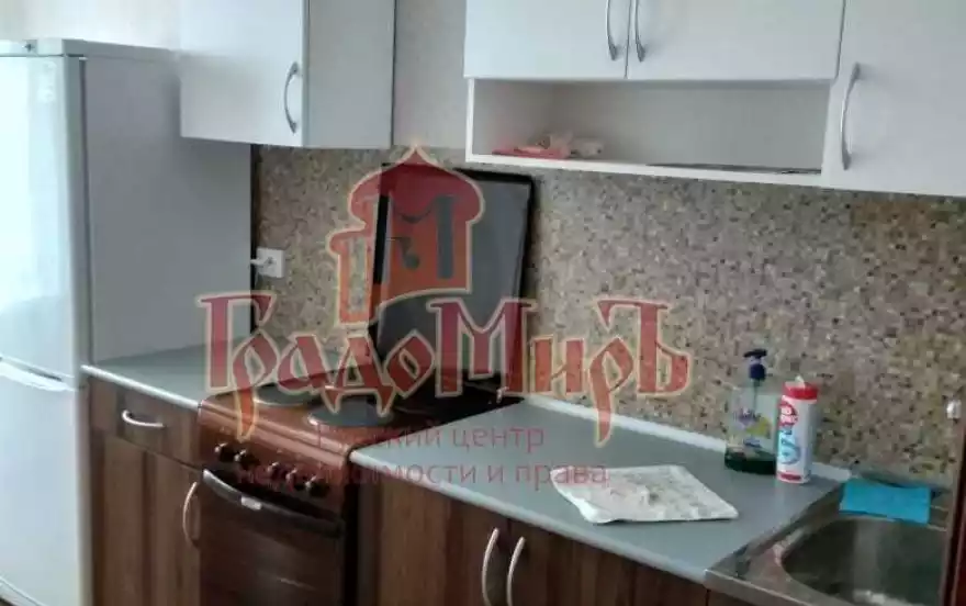 1-й Ударной Армии улица, 95