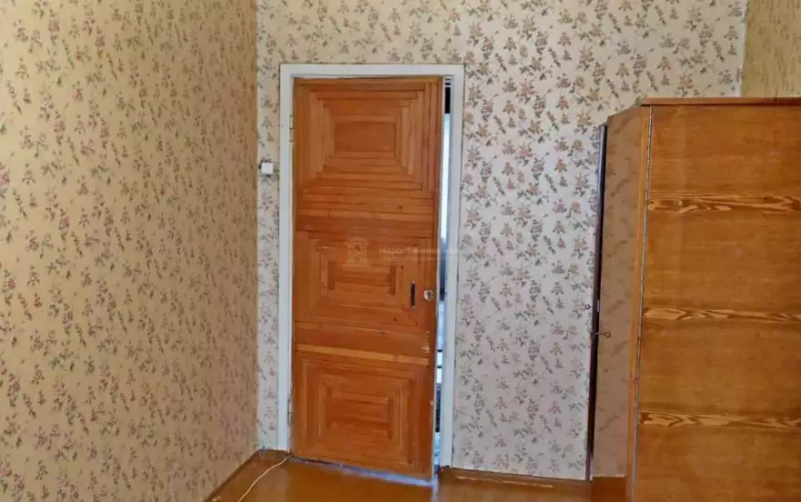 Латышская улица, 21