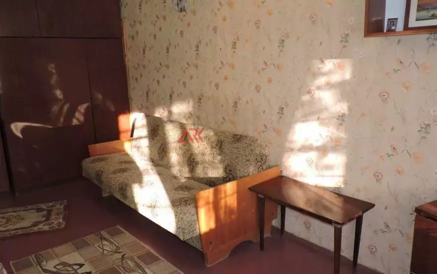 Старшинова б-р, 12