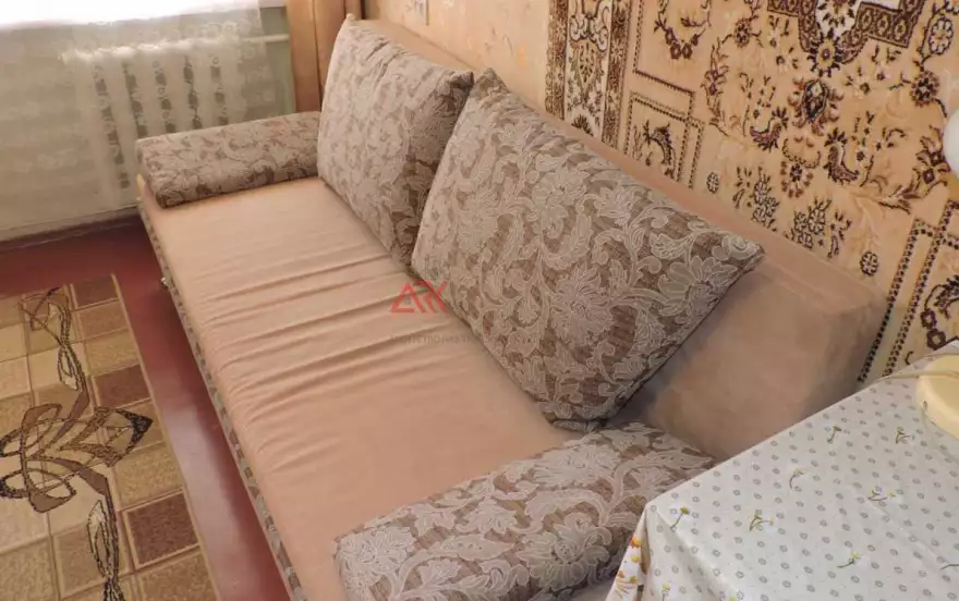 Старшинова б-р, 12