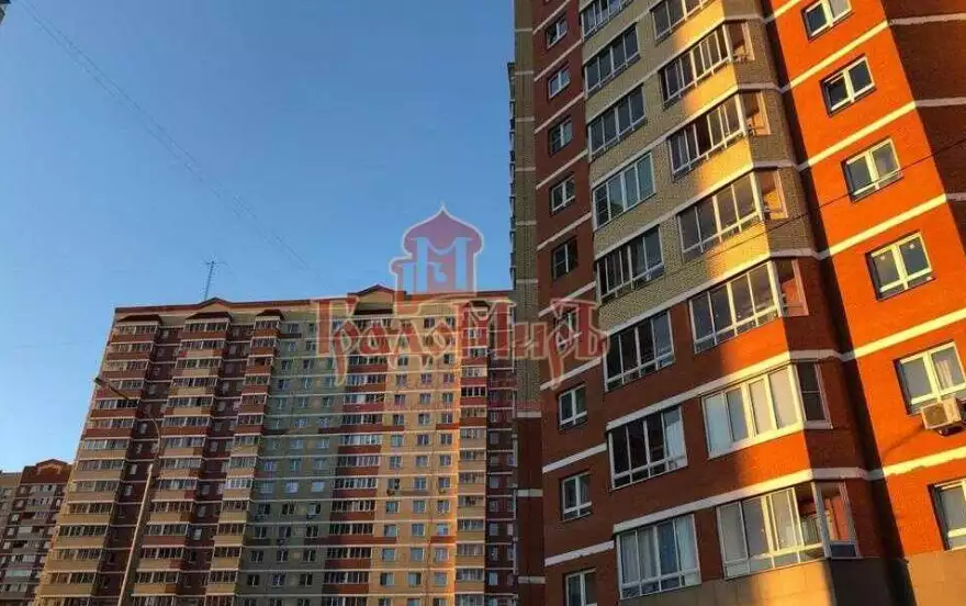 Бережок улица, 8