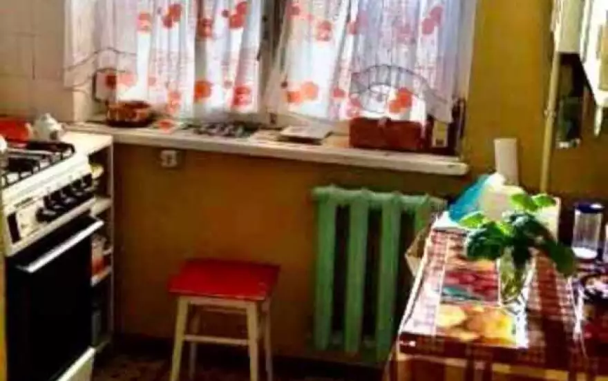 Максима Горького улица, 12