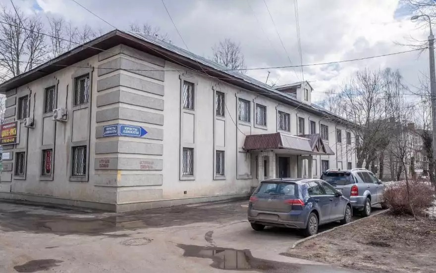 Чернышевского улица, 42