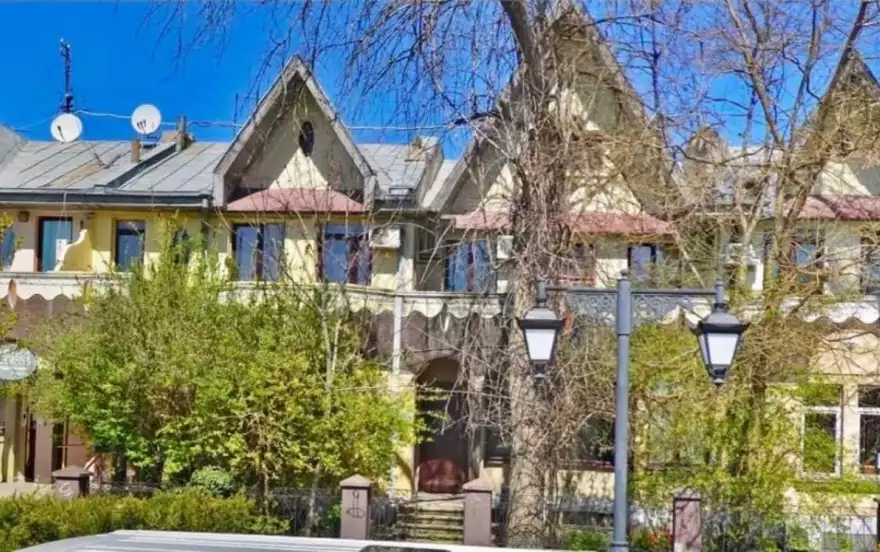 Горького улица, 21