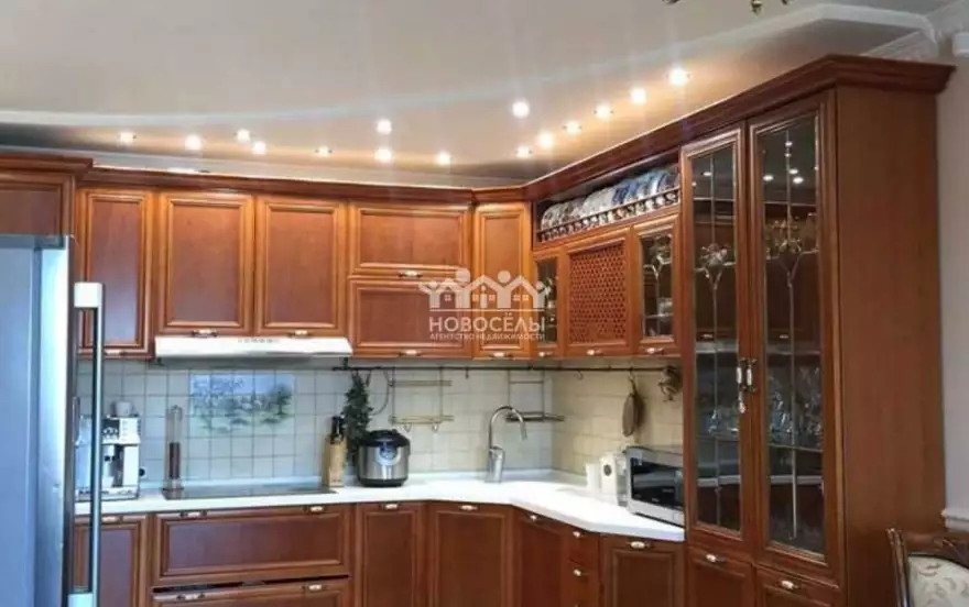 Фёдора Гладкова улица, 8
