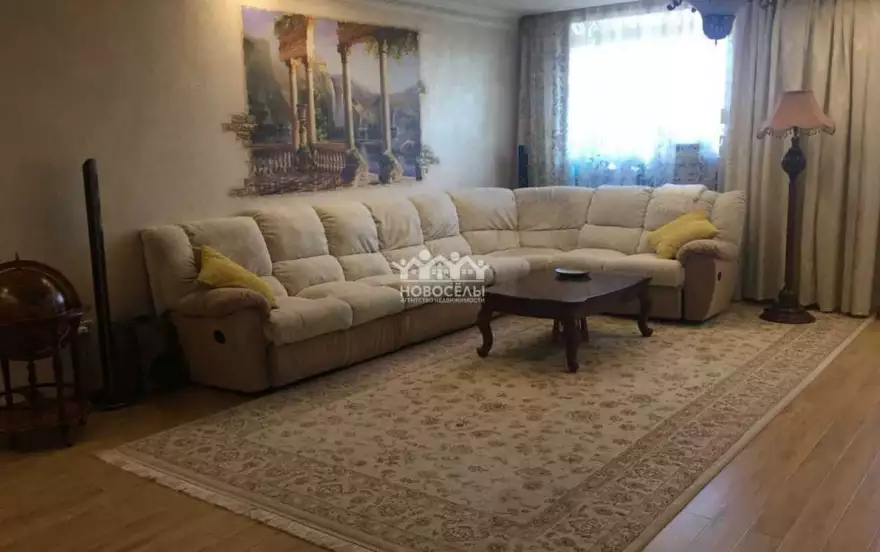 Фёдора Гладкова улица, 8