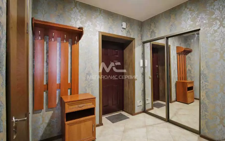 Виктора Денисова улица, 22