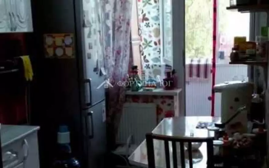Школьная улица
