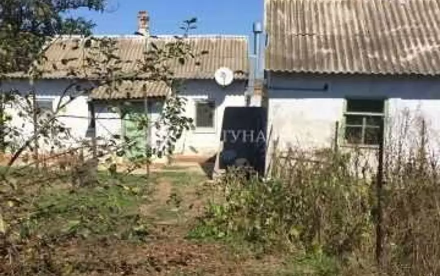 Молодёжная улица