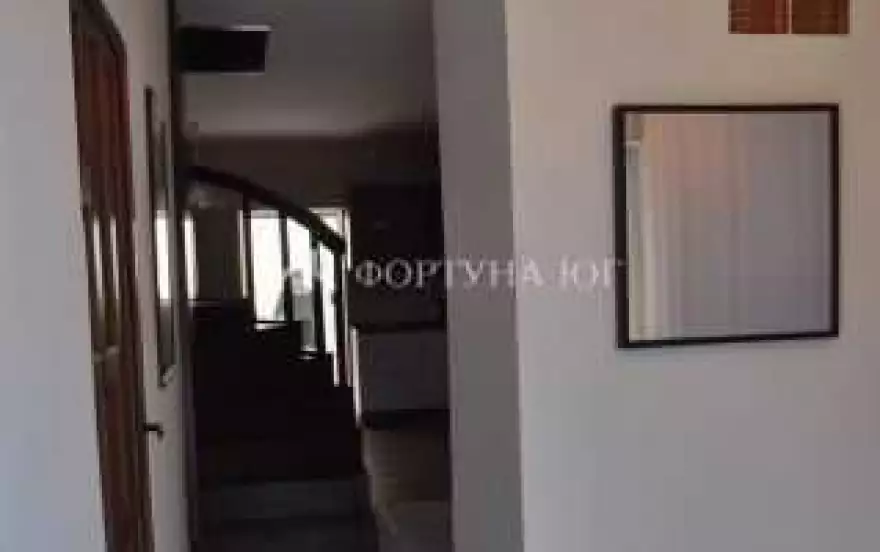 Приморская ул
