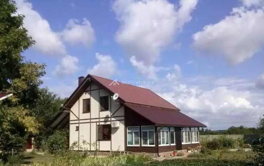 Молодёжная улица