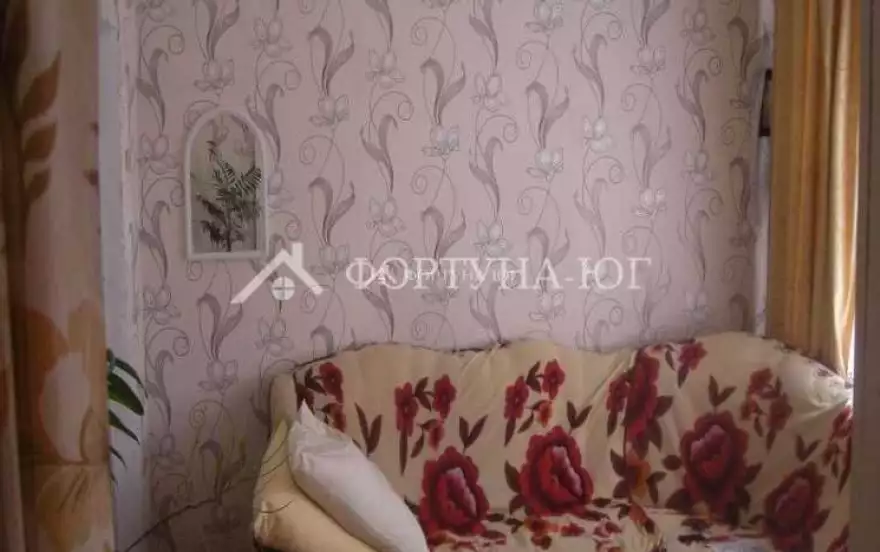 Молодёжная улица