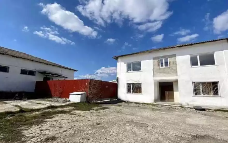 Трудящихся ул