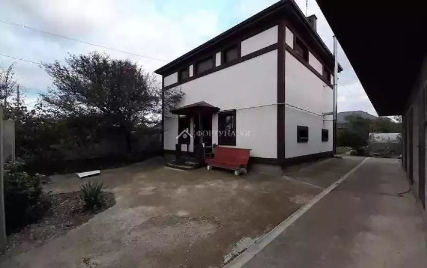 ул Ново-Жемчужная