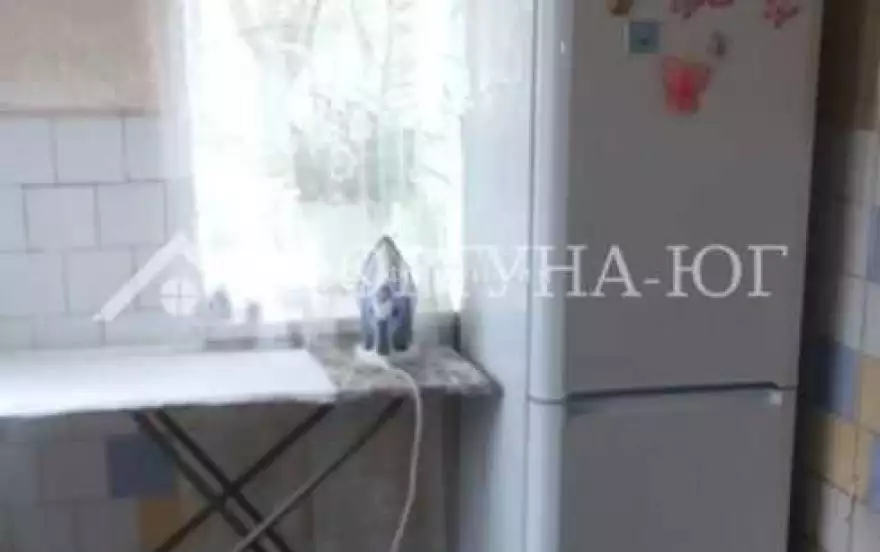 Молодёжная улица