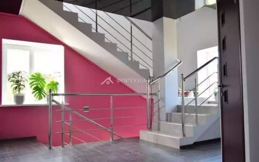 Таманская ул