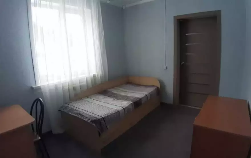 Комсомольская, 2