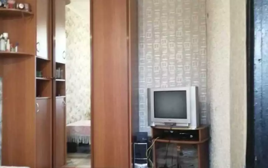 40 лет Октября улица, 44
