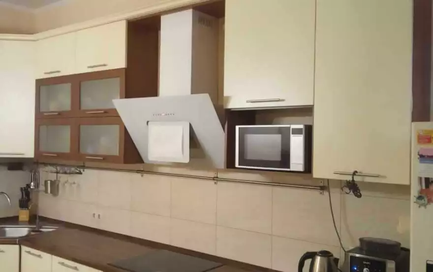 Октября улица, 42