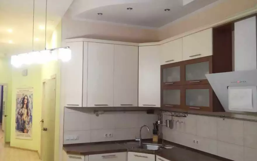 Октября улица, 42